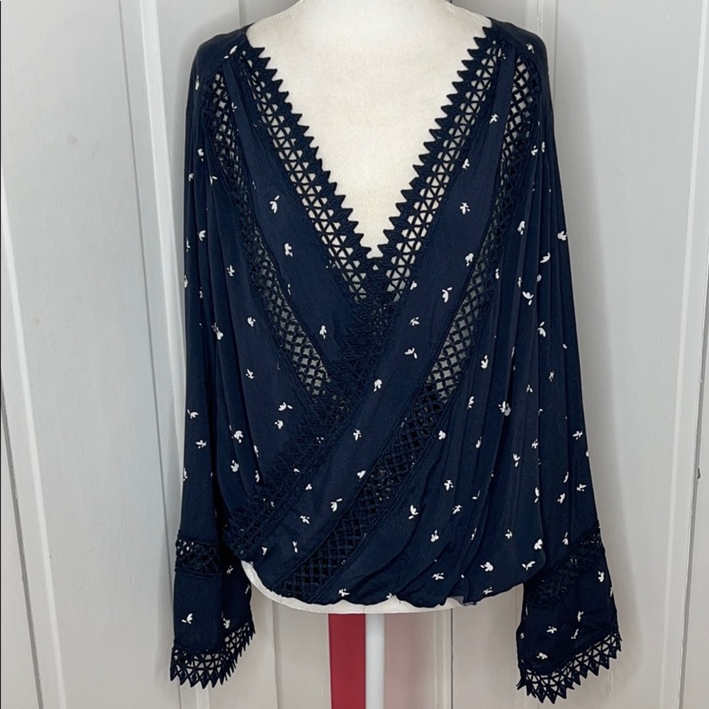 BY TOGETHER•TOP